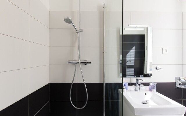 Le Charme YourHostHelper