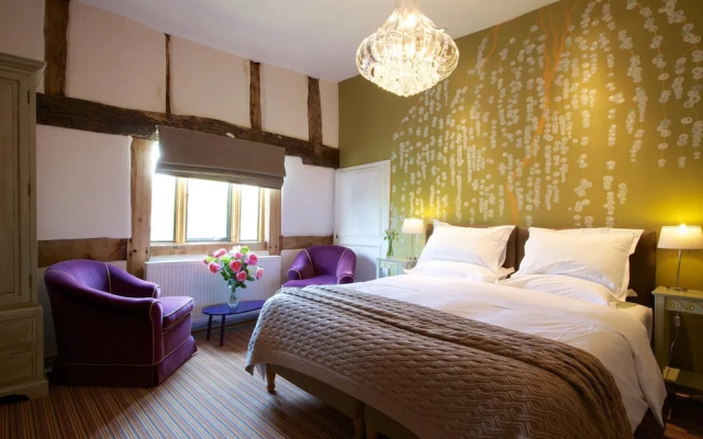 Eckington Manor