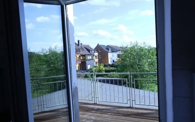 a-domo Apartments Oberhausen - Moderne Wohnungen und Studio Apartments - Gute Anbindung ideal für 1 - 5 Personen