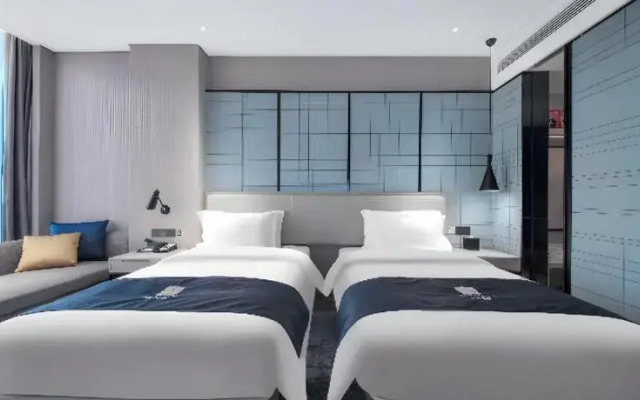 Echarm Hotel Xiangyang Erqi