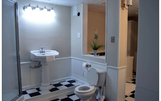 Opis Realty-Spacious Metro Atlanta Home