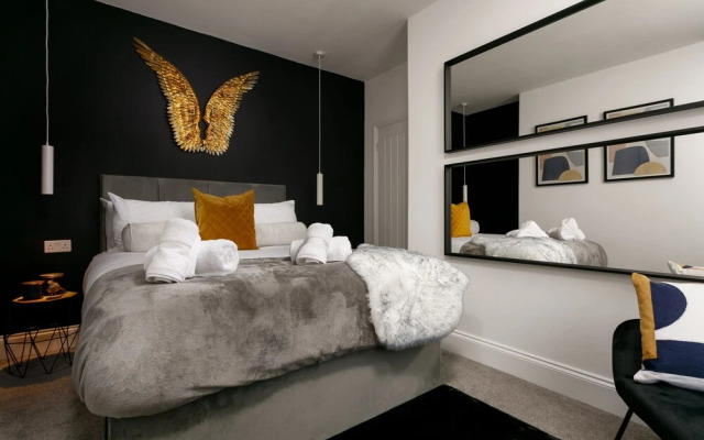 Luxe Experience - Premium Central House