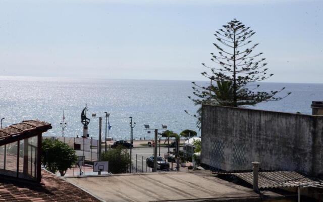 Emerella Luxury Suites-Siderno Lungomare