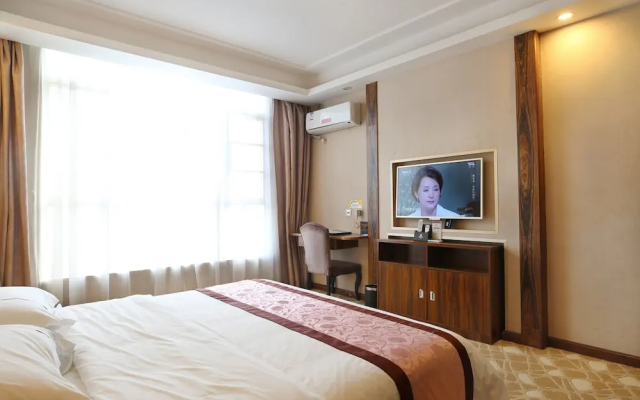 Guangzhou Helong Hotel