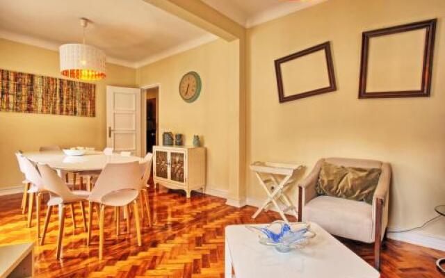 Almirante 3-Four Bedrooms