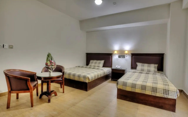La Rose Hotel