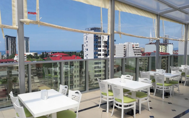 Отель Green Glass