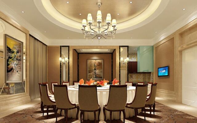 Harbour City Hotel
