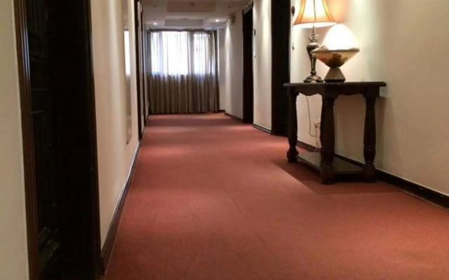 Shanashel Palace Hotel