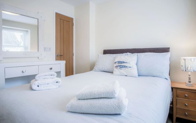 Dolphin - 2 Bedroom Apartment - Saundersfoot