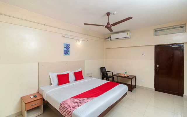 PVS Lodge By OYO Rooms
