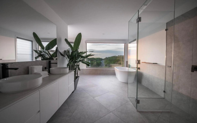 Coolum Beachfront Studio