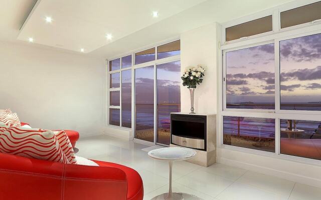 Atlantic Terrace 40 by CTHA