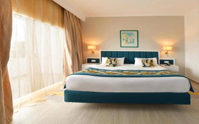 Blue Beach Golf and Spa