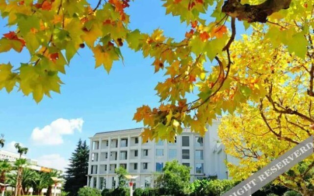 Yijing Garden Resort & Spa Hotel