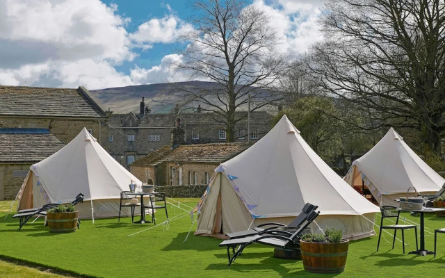 The Devonshire Arms Country House Hotel & Spa