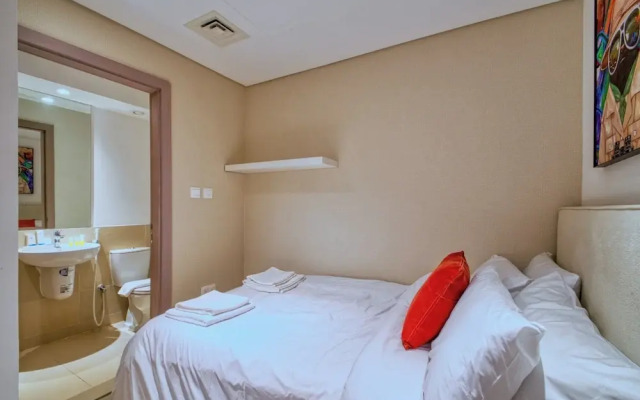 Luxe Ventures Waters Edge Haven