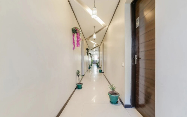 Wind Cross By OYO Rooms