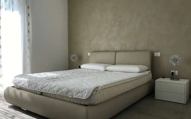 Super Villa With Private Pool in Isola Albarella