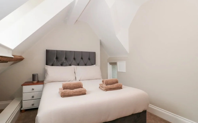 Purbeck Hotel Apartments - Flat 6