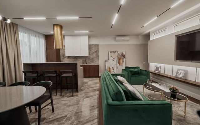 Kostjukowski Apartments Авалон