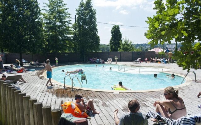 Huttopia Versailles