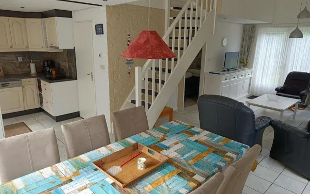 Pleasant Holiday Home With Garden