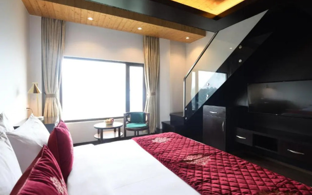 Ramada by Wyndham Gangtok Hotel & Casino Golden