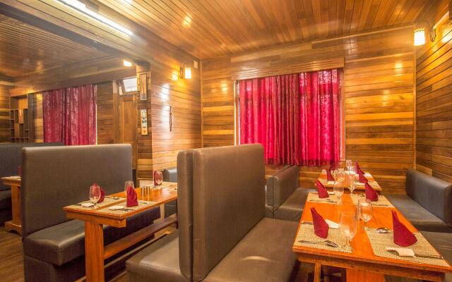 Capital O 40038 Grand Ariview, A Collection Hotel & Spa