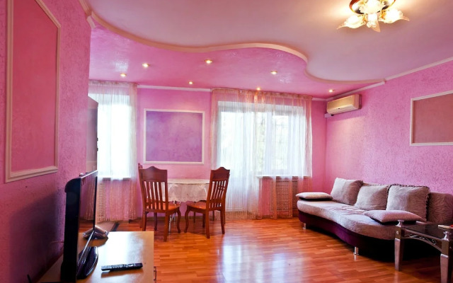 Lessor Apartments