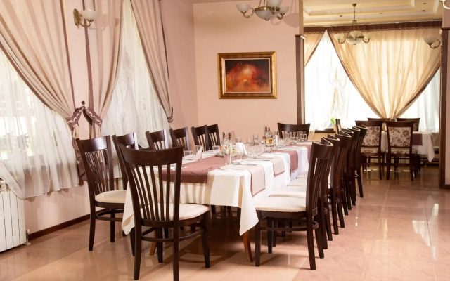 Contessa Hotel