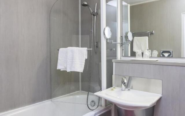 Logis Hotel le Mas de Jossyl