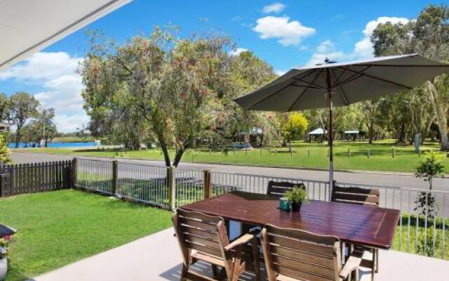 Booker Pde 34, Unit 2 - Pet Friendly -