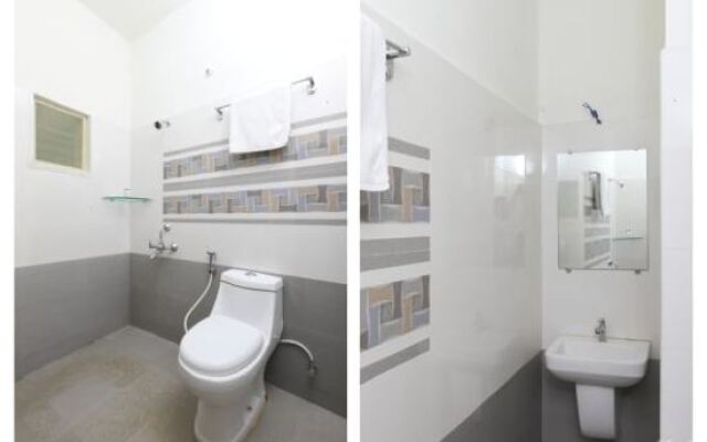 OYO 15601 Bhimas Residency