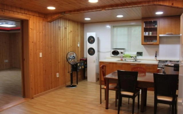 Youngwol Sky Pension Camping