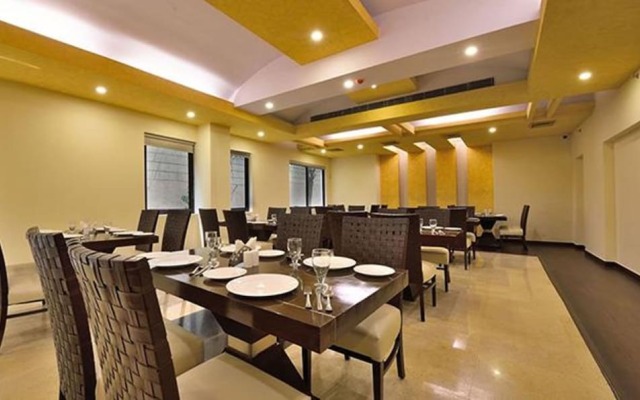 Fabhotel Prime Westend Inn