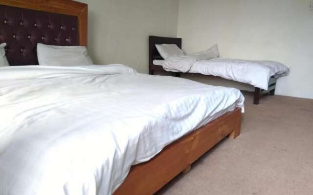 Tourist Inn Hotel Shogran