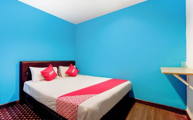 OYO 89894 1st Inn Hotel Klang Sentral
