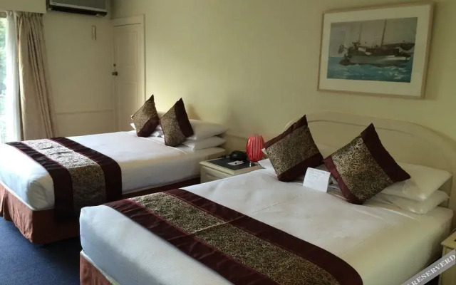 Best Western Twin Towers Inn