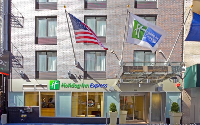 Holiday Inn Express New York City- Wall Street, an IHG Hotel