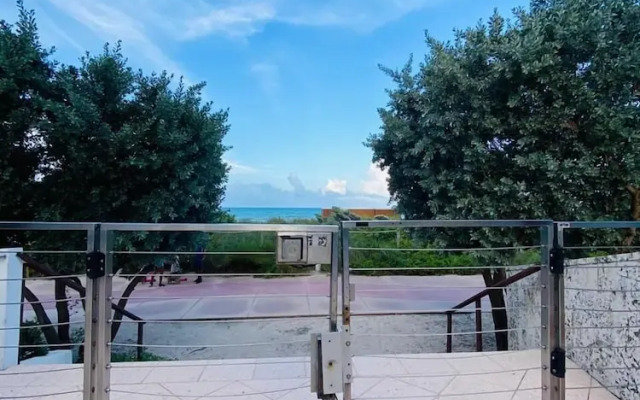 Carillon Miami Beach Private Suites