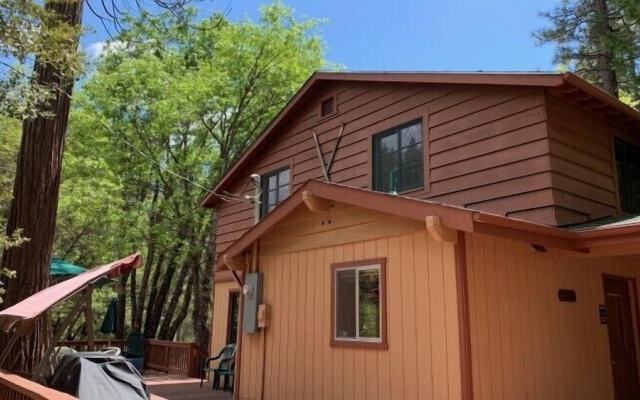 Scenic Wonders Bassett Cabin 5 Bedrooms