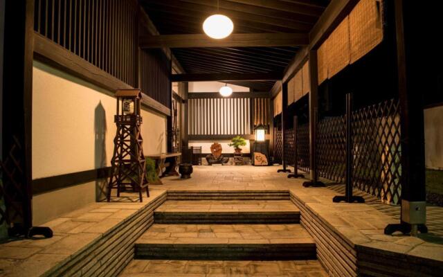 Miyajima Guest House Mikuniya