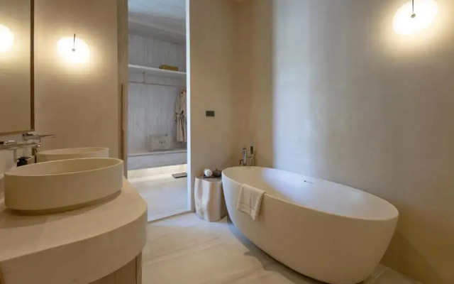 Eden Resort & Villas