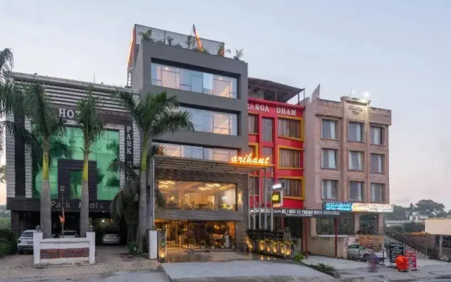 Hotel Arihant By DLS Hotels