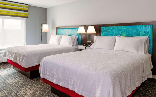 Hampton Inn & Suites Pittsburgh New Stanton