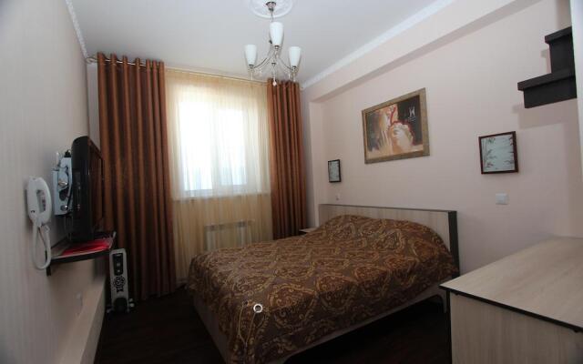 E-hotel