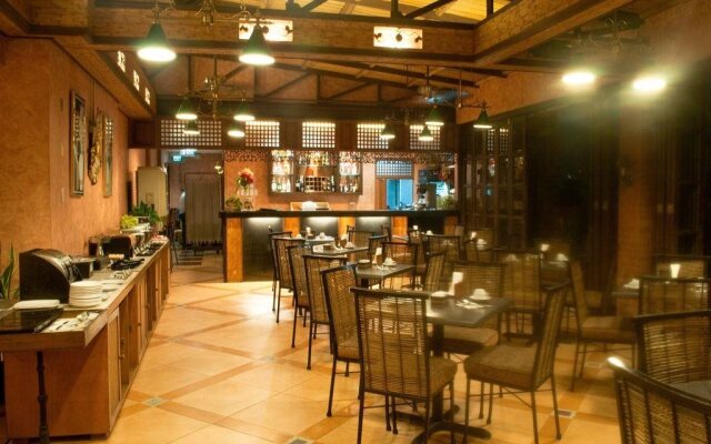 Pearl Lane Hotel