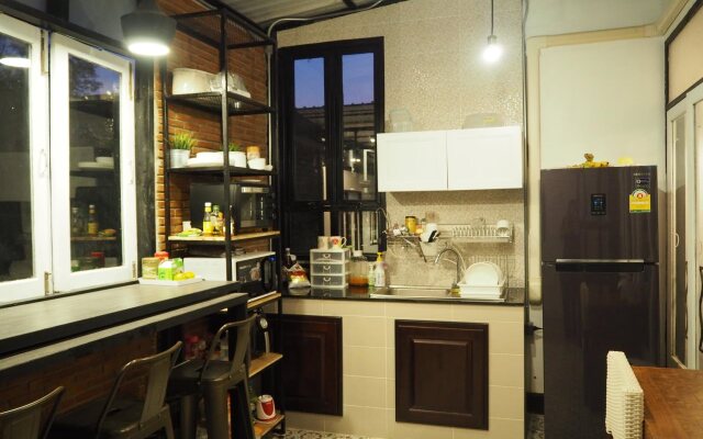 Sherloft Home & Hostel