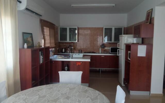 Remarkable 2-bed Apartment in a Great Area Nicosia